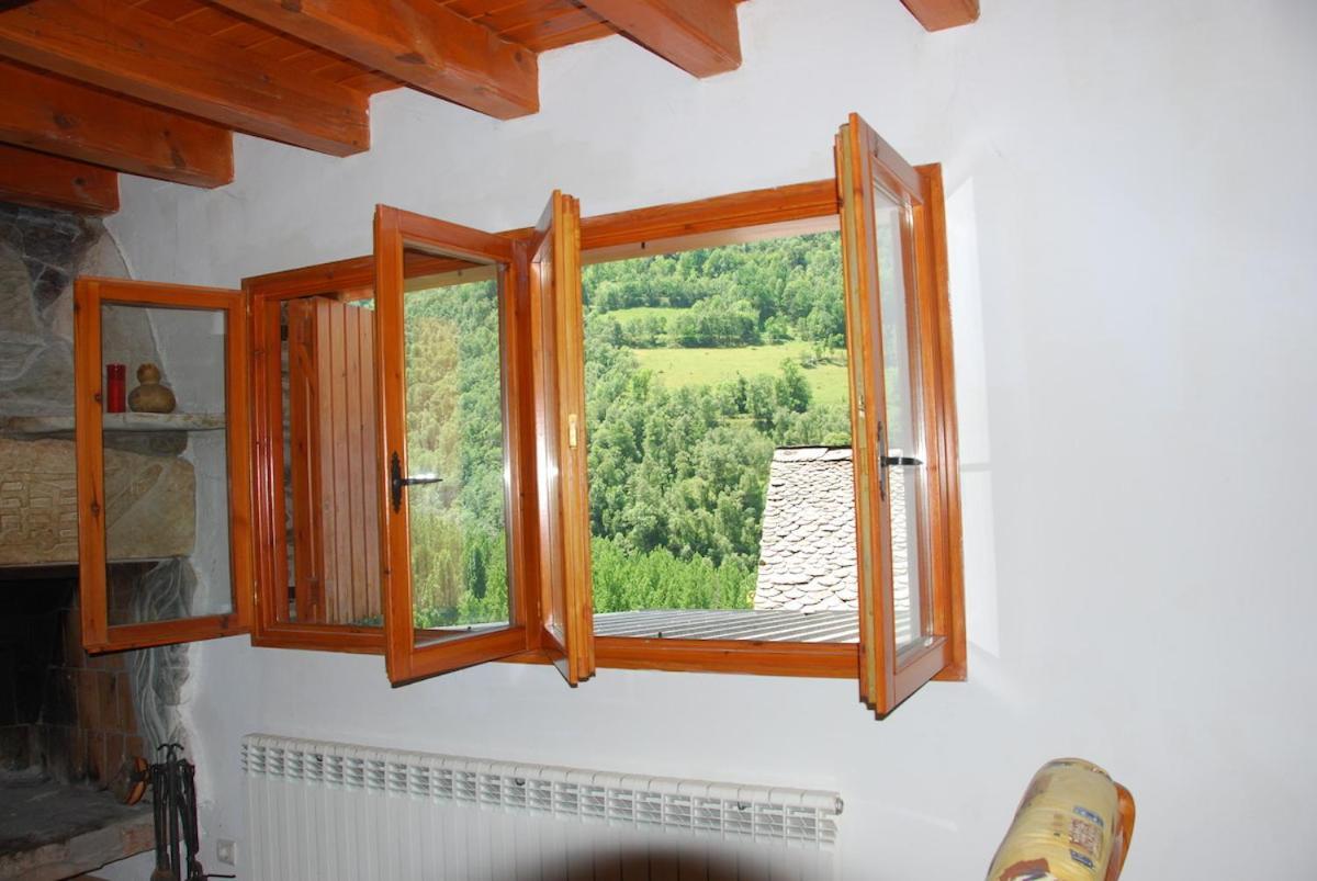 Villa Casa Pirineu à Esterri de Cardos Extérieur photo